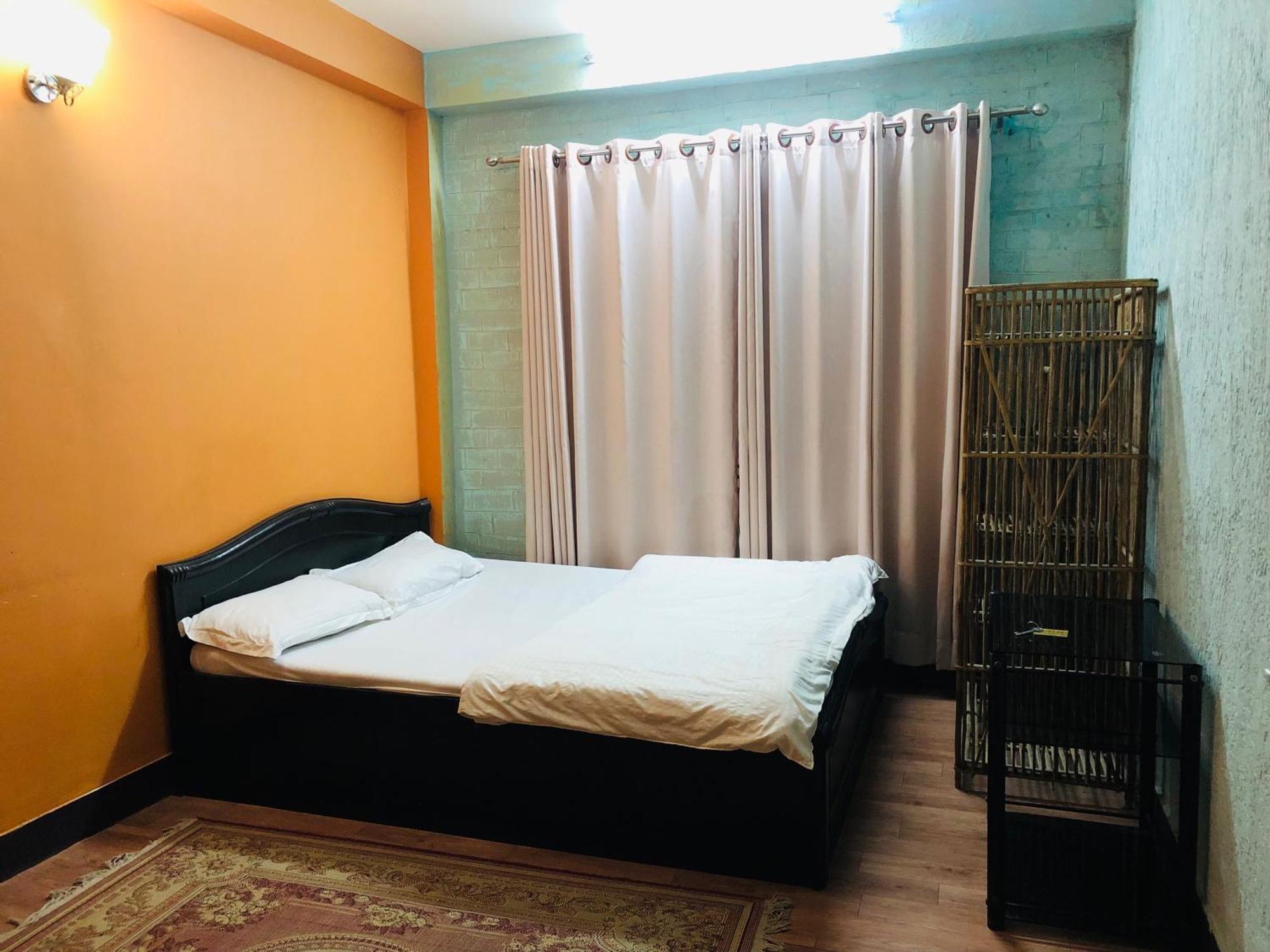 Sara'S Backpackers Hotel كاتماندو المظهر الخارجي الصورة